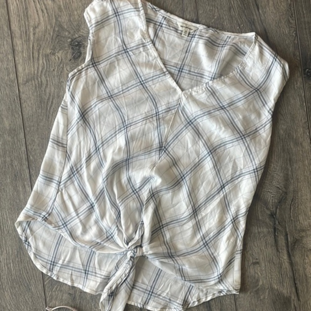 Max Studio top XS sleeveless tie at waist blouse
